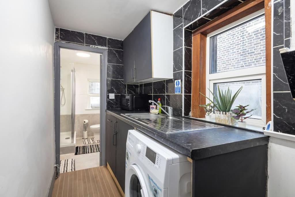 2A - Bright & Airy 2 Bed Flat - 20 Mins To Central Londýn Exteriér fotografie